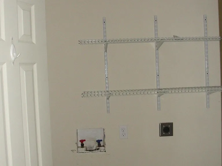 7039 Hamilton View St — Photo 6
