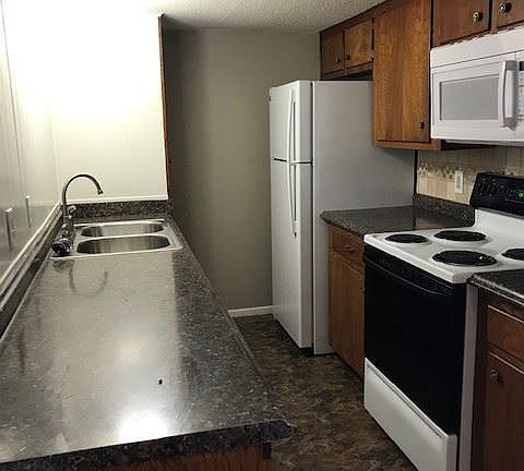 2nd image of 317 College Ave APT 2