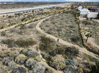 10 Salem Rd, Phelan, CA 92371