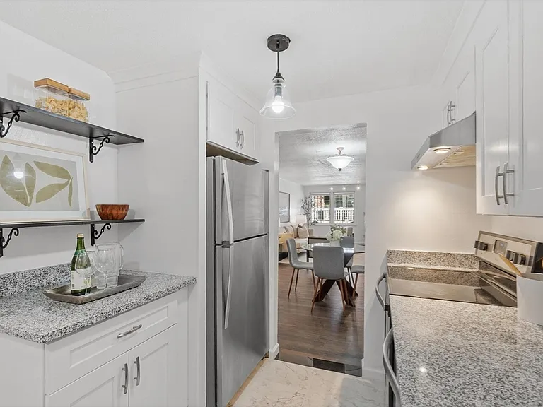 5 Elm St #1 — Photo 13