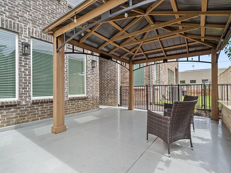 4209 Watson Way — Photo 21