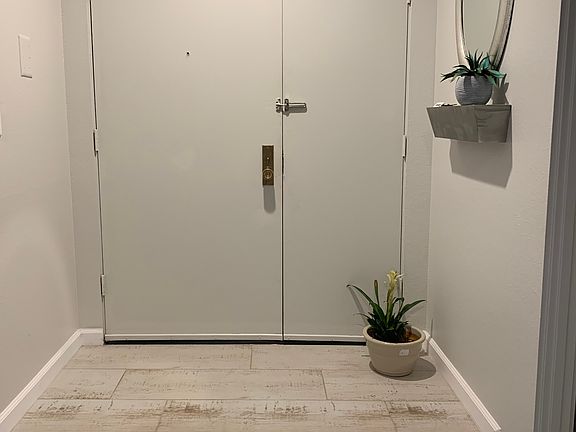 3rd image of 14159 Dickens St APT 305