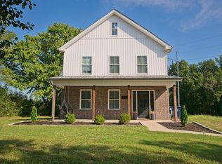 546 Green Meadow Dr, Smithville, TN 37166