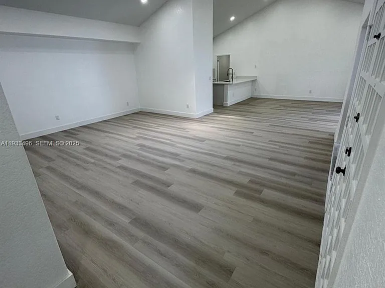 8754 NW 149th Ter — Photo 12