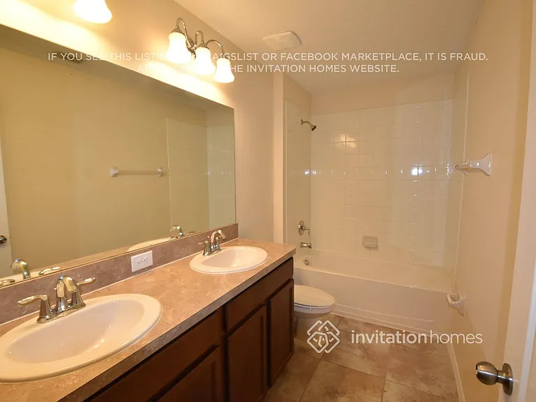 1423 Tahoe Springs Ct — Photo 20