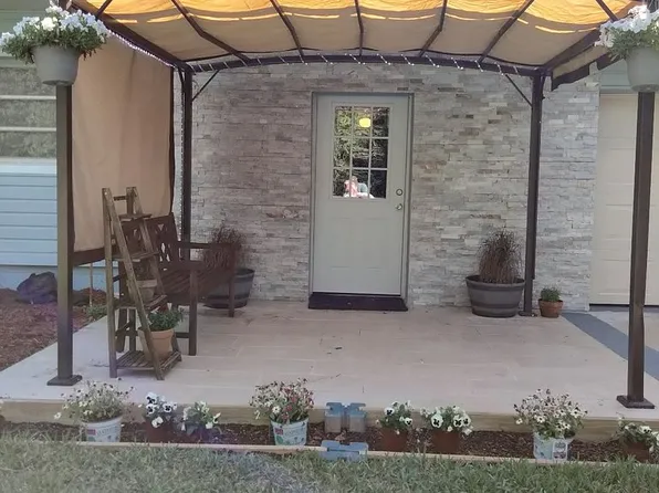 4045 County Road 402a, Lake Panasoffkee, FL 33538