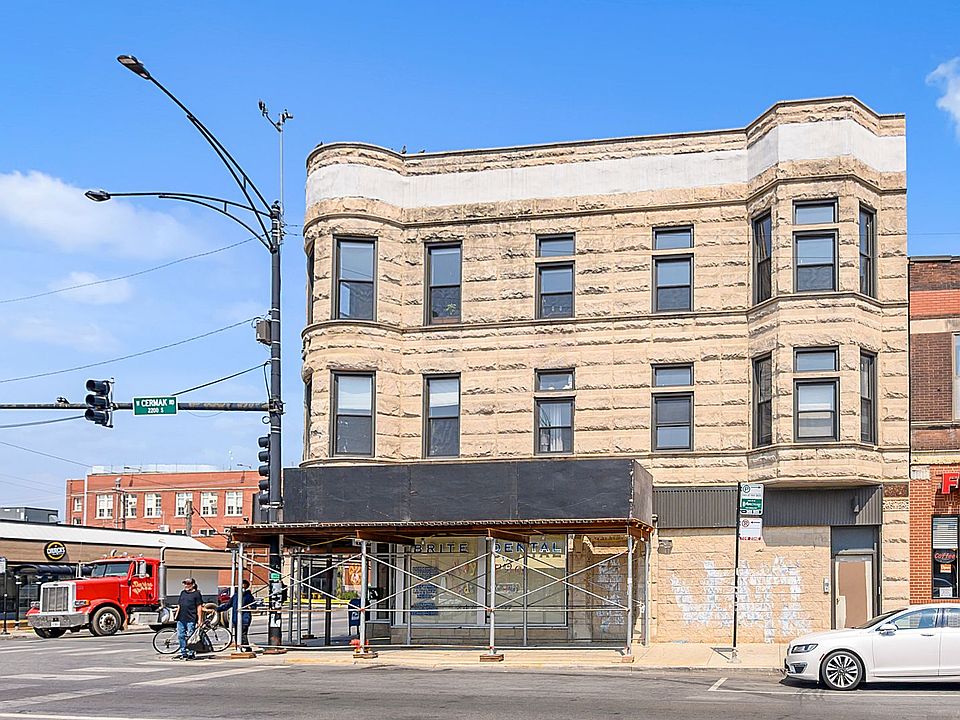 1st image of 2754-56 W Cermak Rd #3