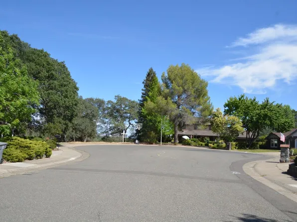 1121 River Bend Ct, Folsom, CA 95630