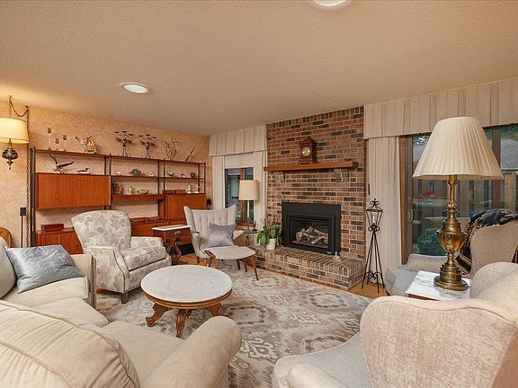 5th image of 2205 Baihly Ct SW