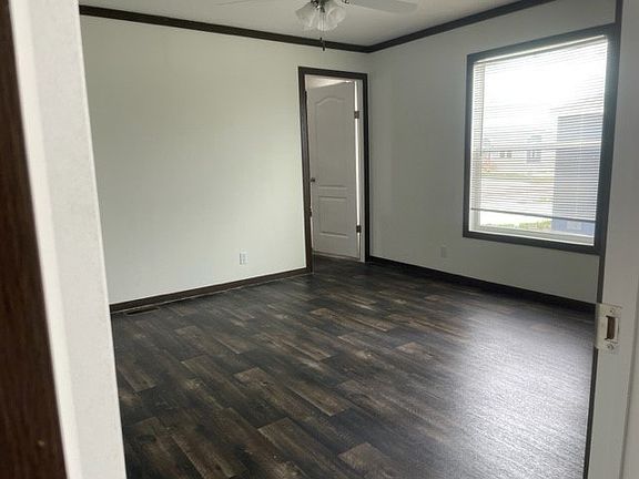 4th image of 198 Mill Run Ave #190