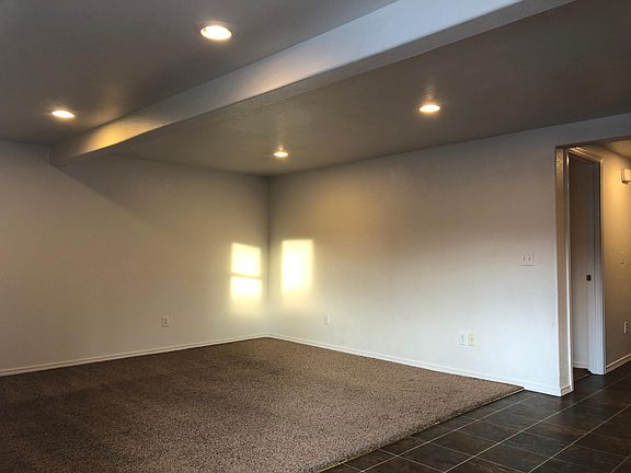 3rd image of 206 Seaton Ave