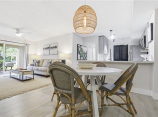 1640 N 42nd Cir APT 111, Vero Beach, FL 32967