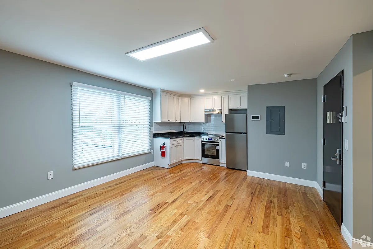 Building Photo - 57 Peters Pl #2