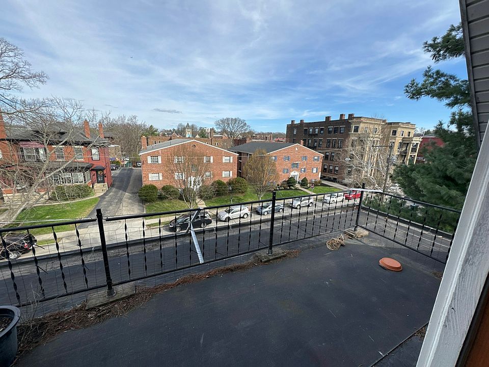 off living room to out door seating area looking toward Ludlow Ave