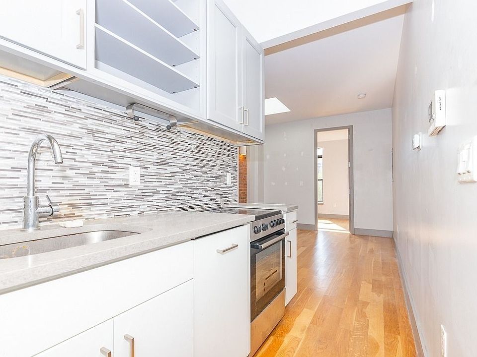 1st image of 1000 Fulton St #4BFF