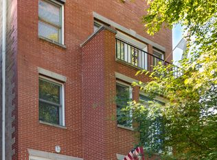 1511 W Oakdale Ave #3, Chicago, IL 60657