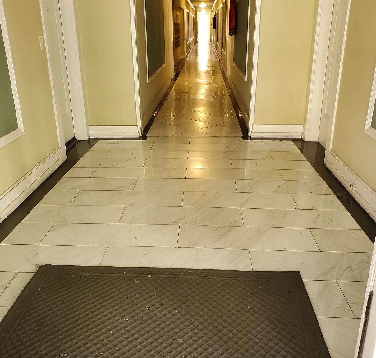 Euclid Square Apts — Photo 4