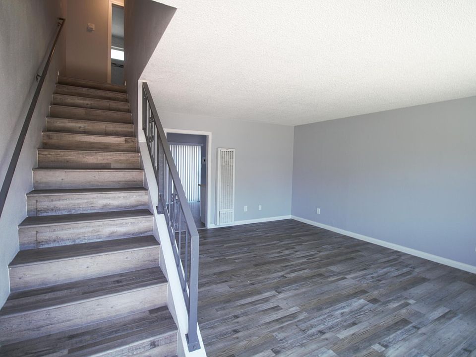 1st image of 12810 Kalnor Ave #3