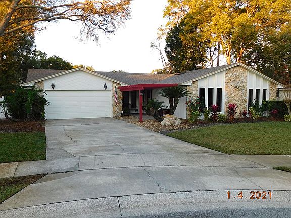 2nd image of 260 Banbury Ct
