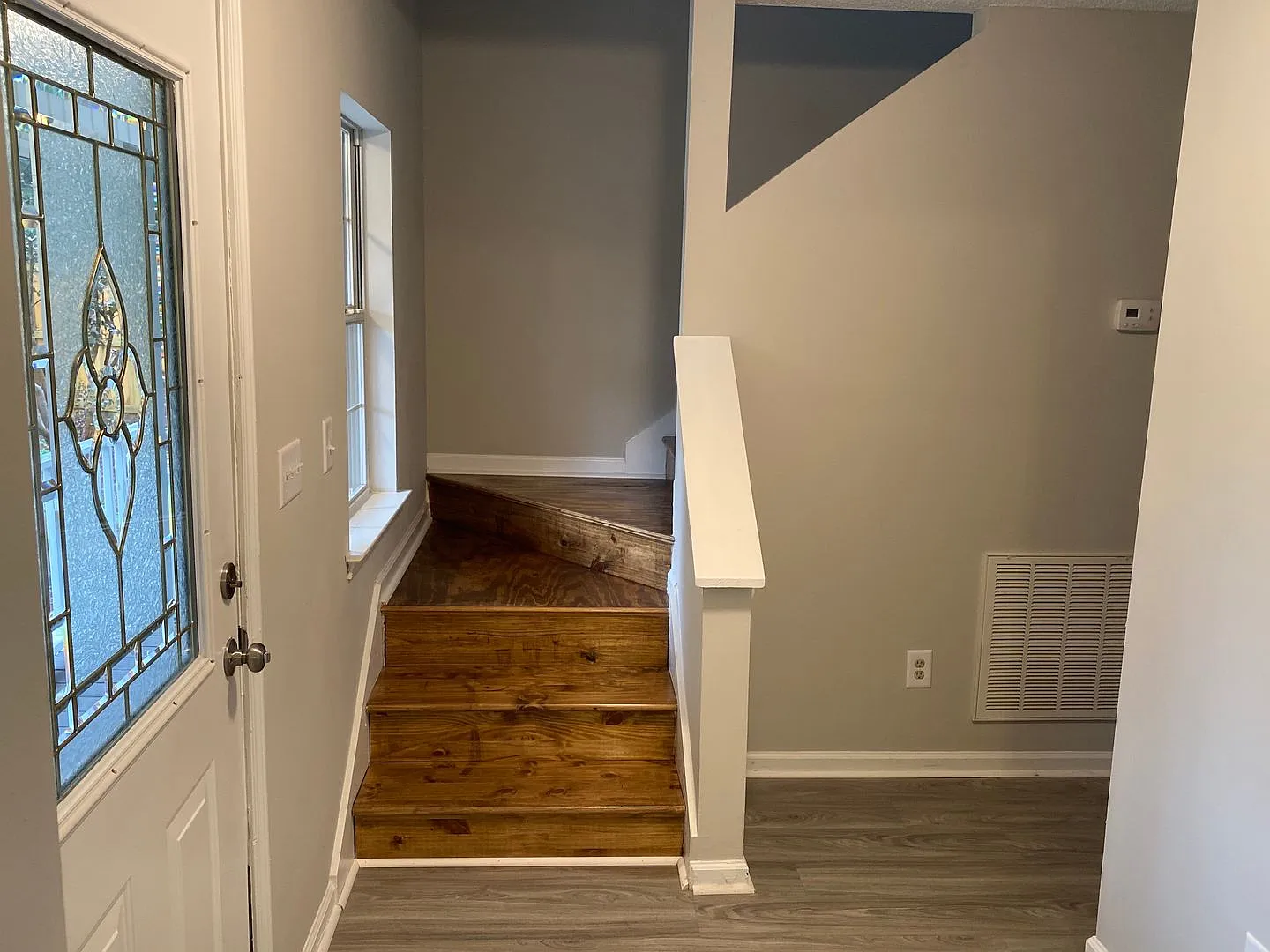 4 bed, 4.5 bath, 2030 sqft, $2,900 — Photo 4