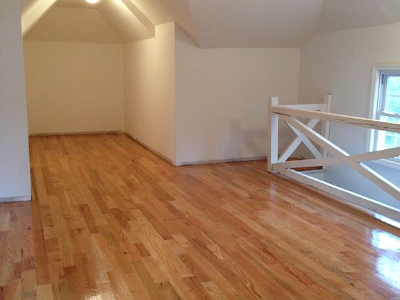 5th image of 186 33 140th Ave