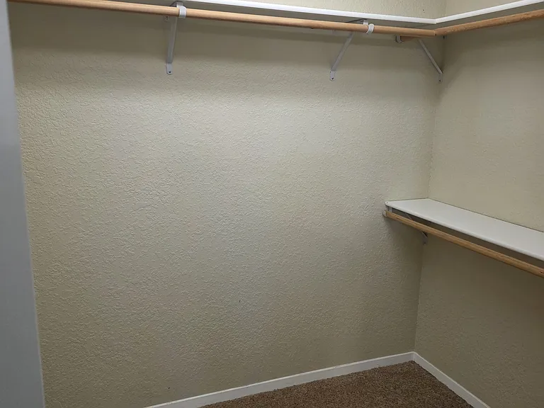 208 Sunset Ln — Photo 21