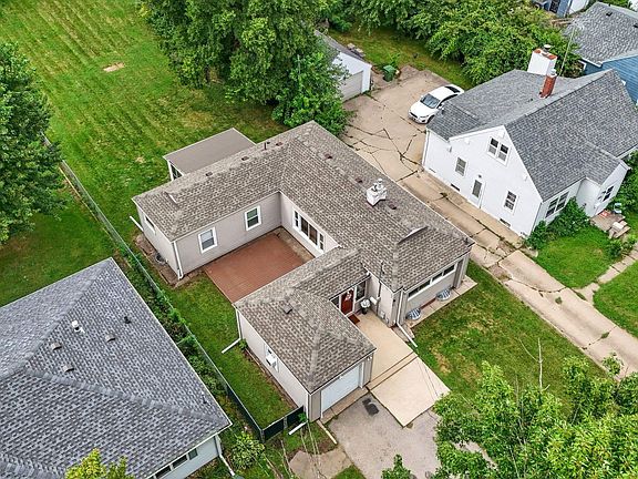 4th image of 1828 W 6th St