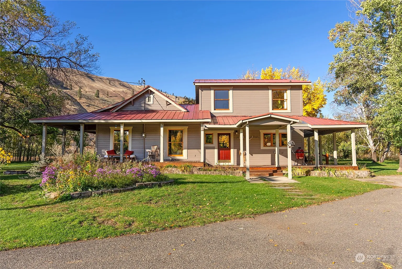 92 Twisp Carlton Road photo 1