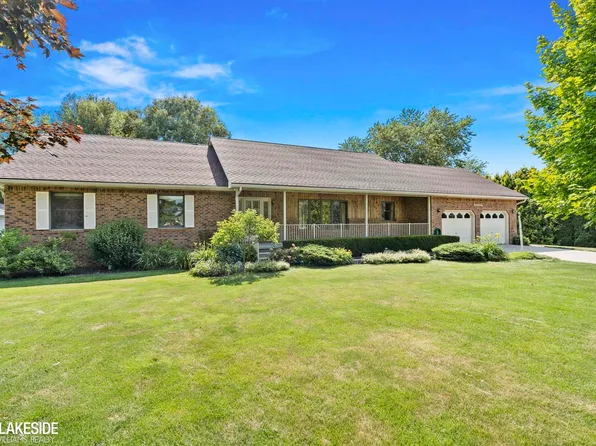 68420 Lowe Plank Rd, Lenox, MI 48050