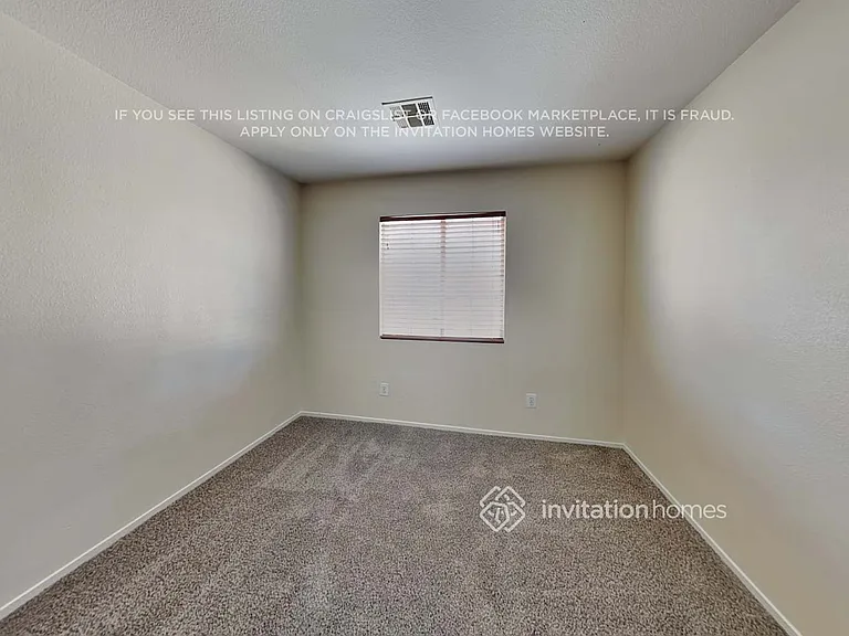 8068 Sweet Clover Ct — Photo 14
