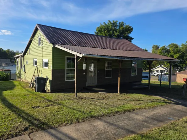 327 Locust St, Jackson, OH 45640