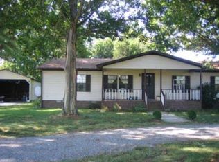 1034 Traynham Grove Rd, Alton, VA 24520