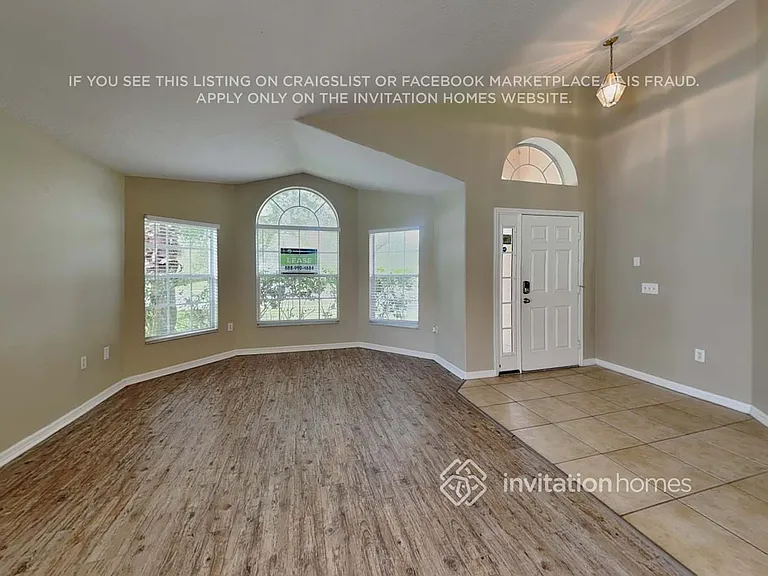 1260 Creekview Ct — Photo 15