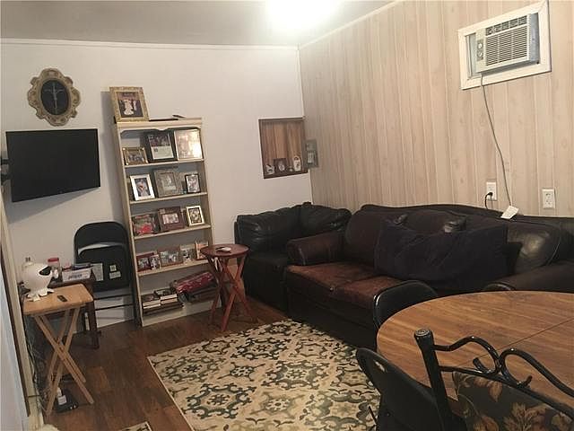 1st image of 1309 Green Forest Dr