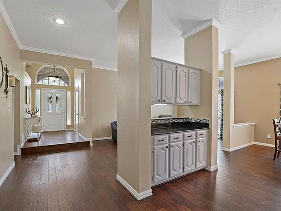 4th image of 7905 Whispering Woods Ln