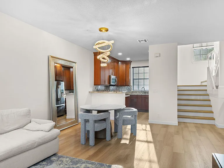 1213 Tequesta St — Photo 11