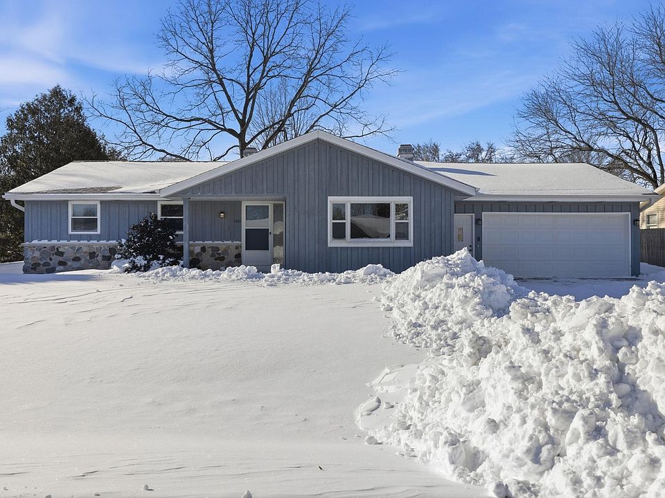 1st image of 1381 Silverwood Ln
