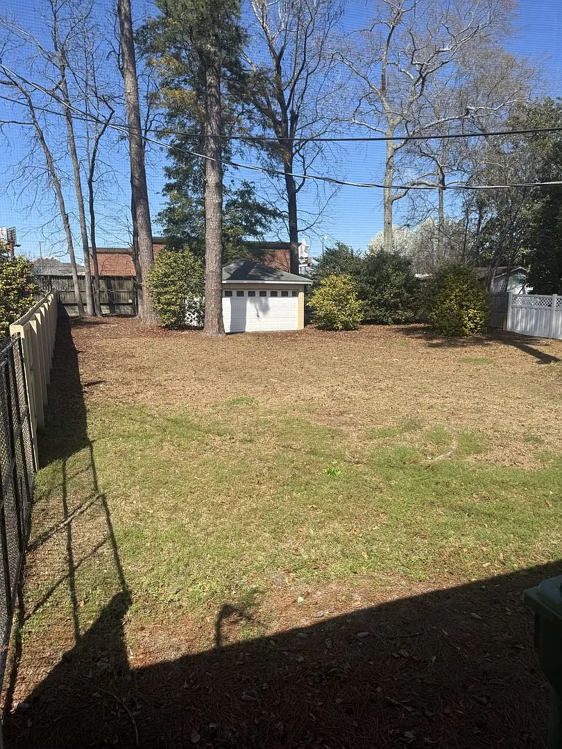 Building Photo - 2111 Hart Rd