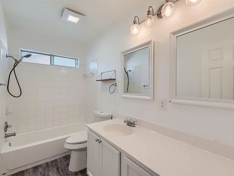 115 Killian Loop — Photo 10