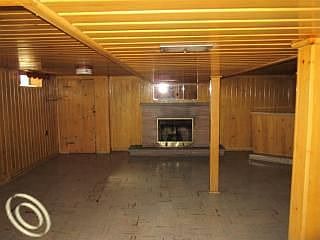 3rd image of 24126 Currier St