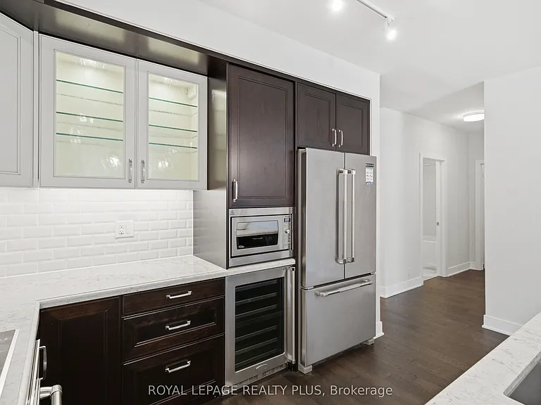 1575 Lakeshore Rd W #117 — Photo 15