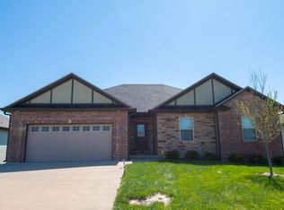 3610 Flatwater Dr, Columbia, MO 65202