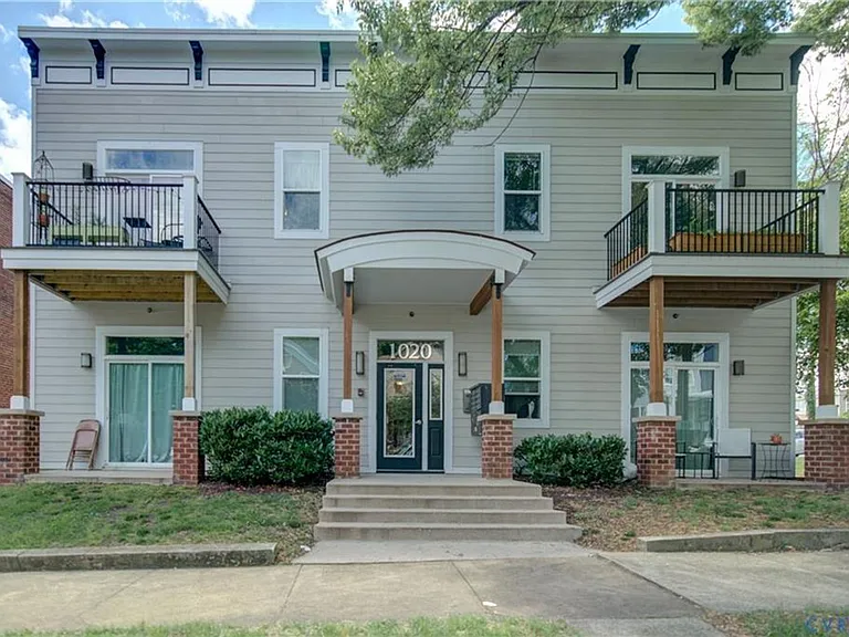 1020 Porter St #104 — Photo 1