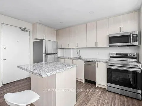 1 Bansley Ave #102 — Photo 3