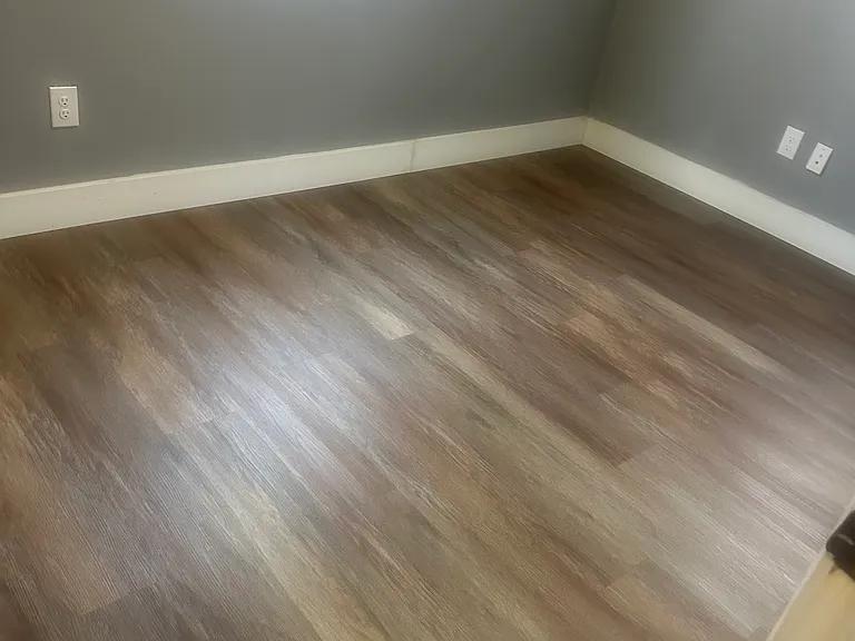 518 Clayton St — Photo 5