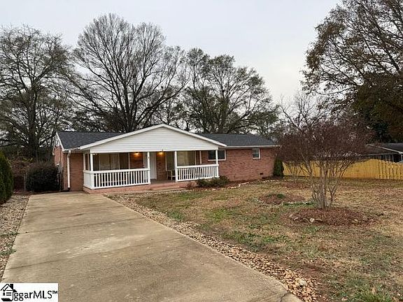 2nd image of 3 Cherrylane Dr