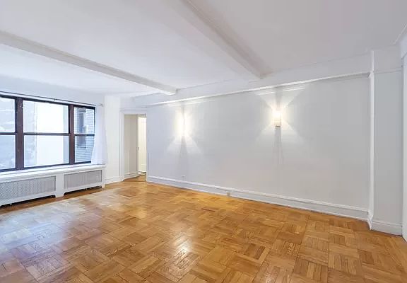2nd image of 35 W 92nd St #2F