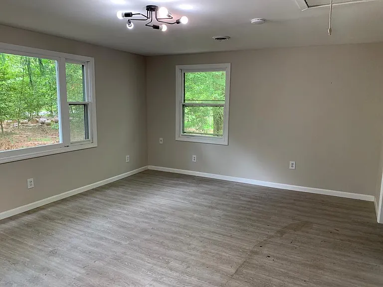 536 Ridgeview Ave — Photo 9