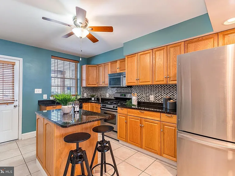 723 S Decker Ave — Photo 26