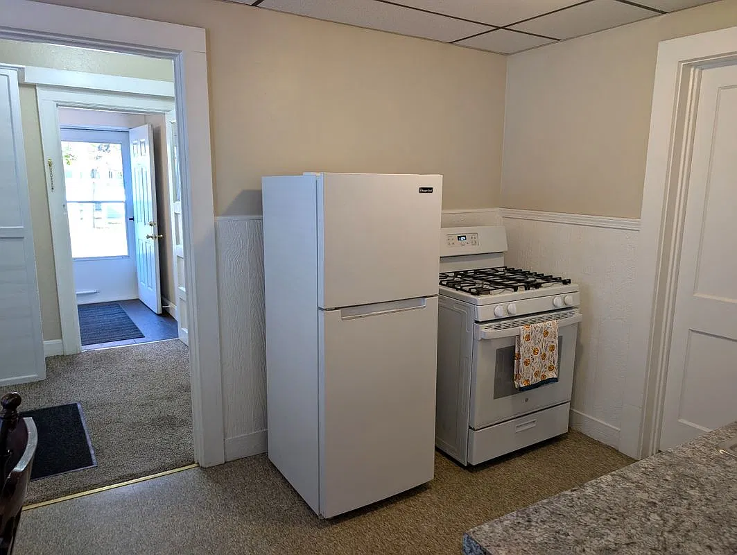 2 bed, 1.0 bath, 725 sqft, $1,080 — Photo 4